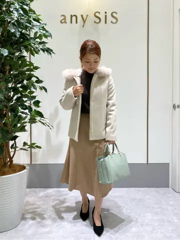 ANY SIS スタッフ コーディネート画像