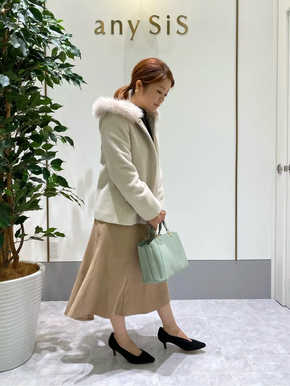 ANY SIS スタッフ コーディネート画像