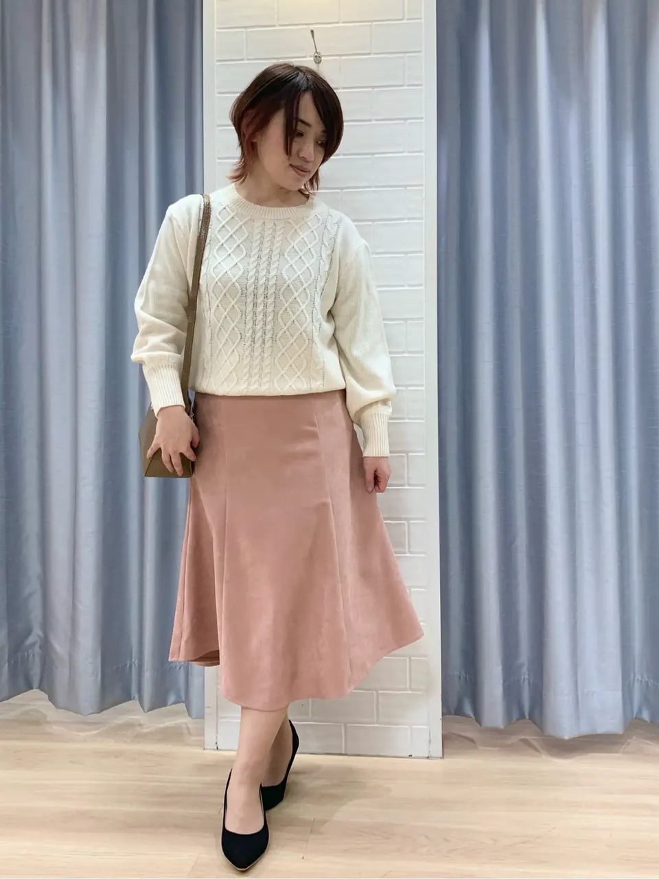 ANY SIS 丸岡 コーディネート画像