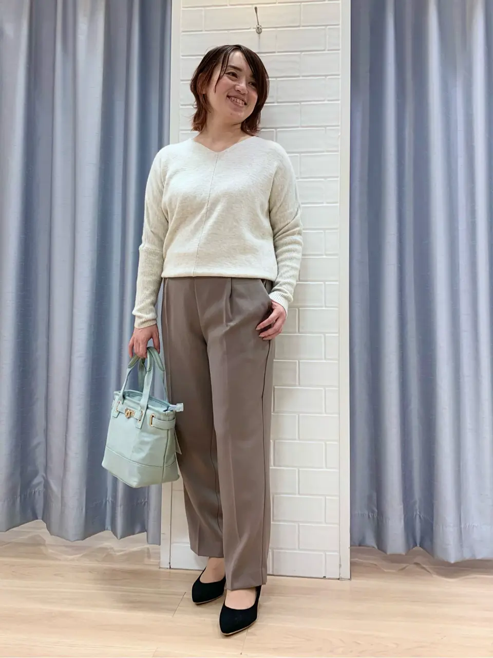 ANY SIS 丸岡 コーディネート画像