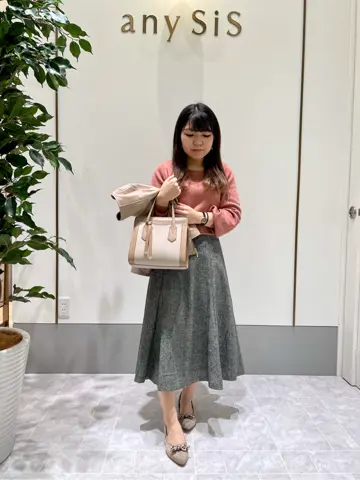 ANY SIS スタッフ コーディネート画像