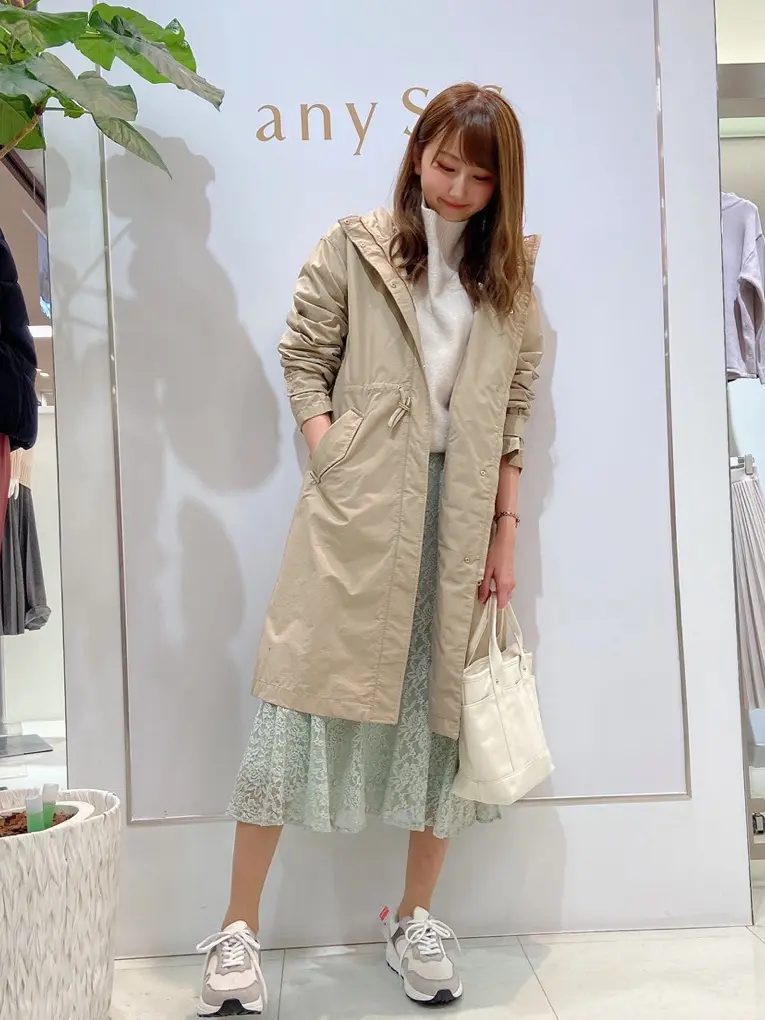 ANY SIS スタッフ コーディネート画像