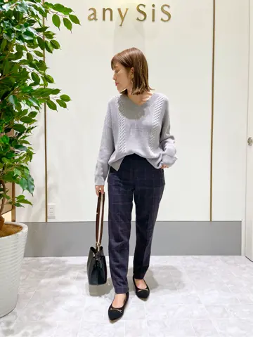 ANY SIS スタッフ コーディネート画像