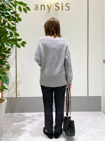 ANY SIS スタッフ コーディネート画像