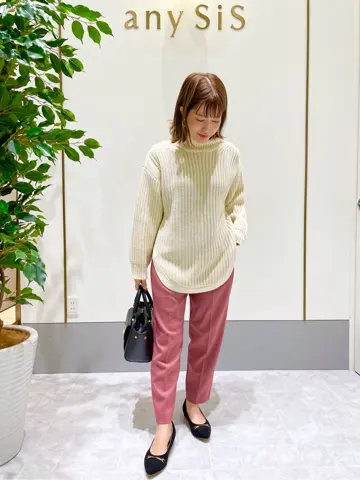 ANY SIS スタッフ コーディネート画像