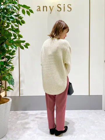 ANY SIS スタッフ コーディネート画像