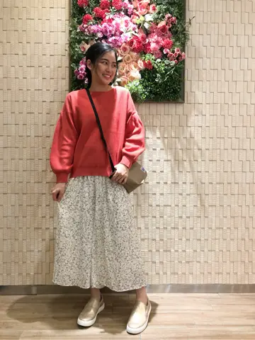 ANY SIS スタッフ コーディネート画像