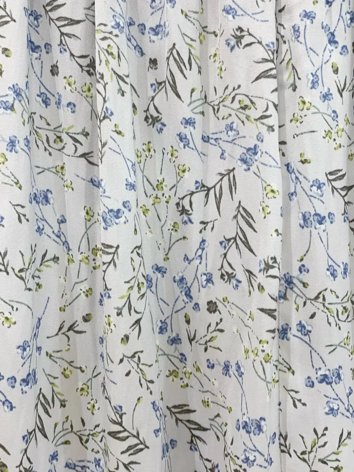 ANY SIS 横田 コーディネート画像