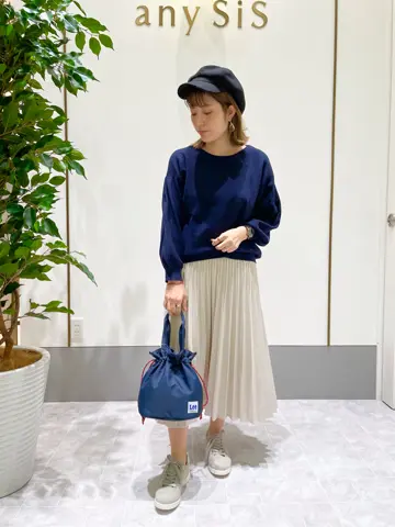 ANY SIS スタッフ コーディネート画像