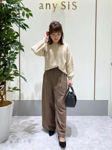 ANY SIS スタッフ コーディネート画像