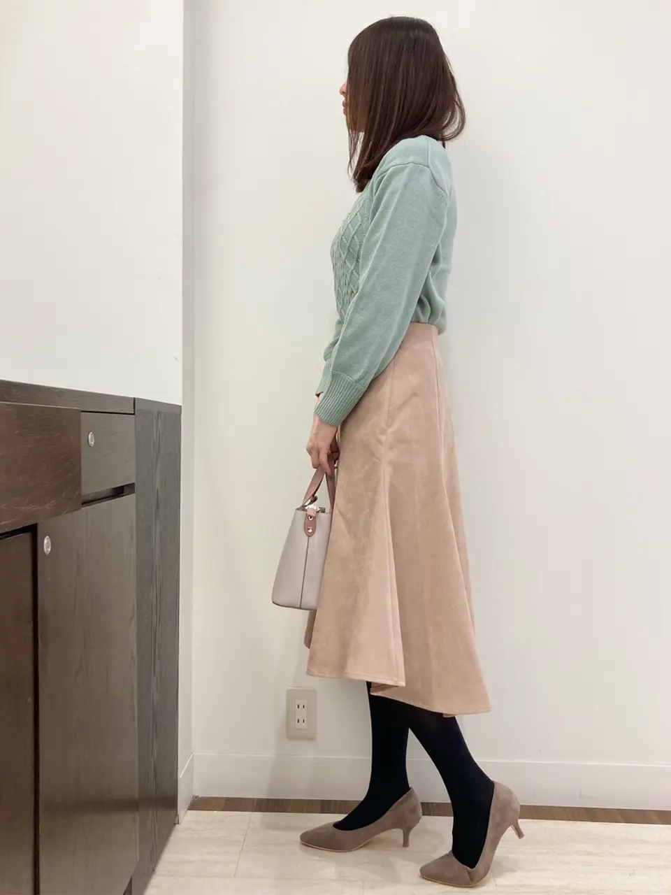 ANY SIS スタッフ コーディネート画像