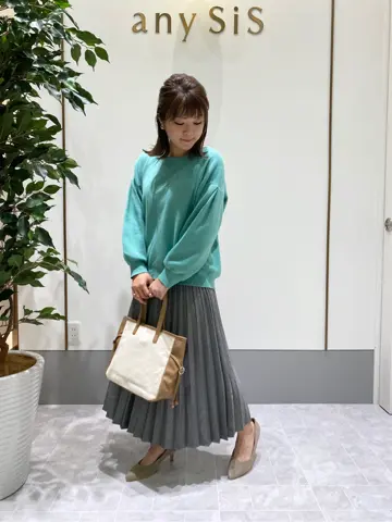 ANY SIS スタッフ コーディネート画像