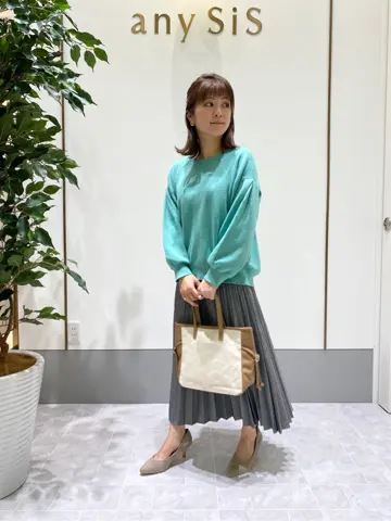 ANY SIS スタッフ コーディネート画像
