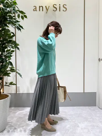 ANY SIS スタッフ コーディネート画像