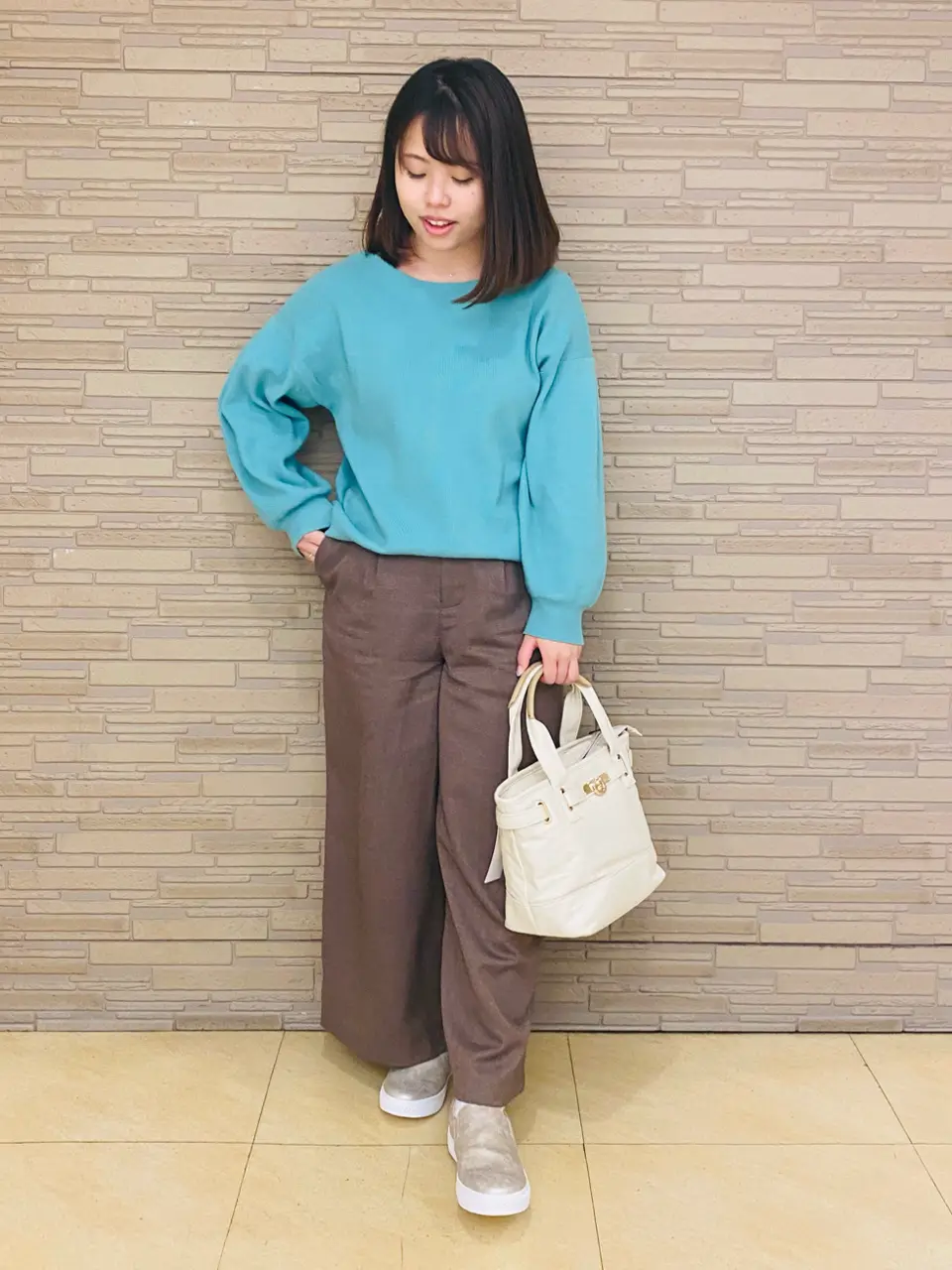 ANY SIS スタッフ コーディネート画像