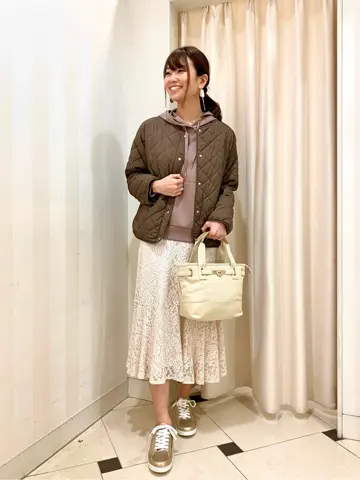 ANY SIS 金井 コーディネート画像