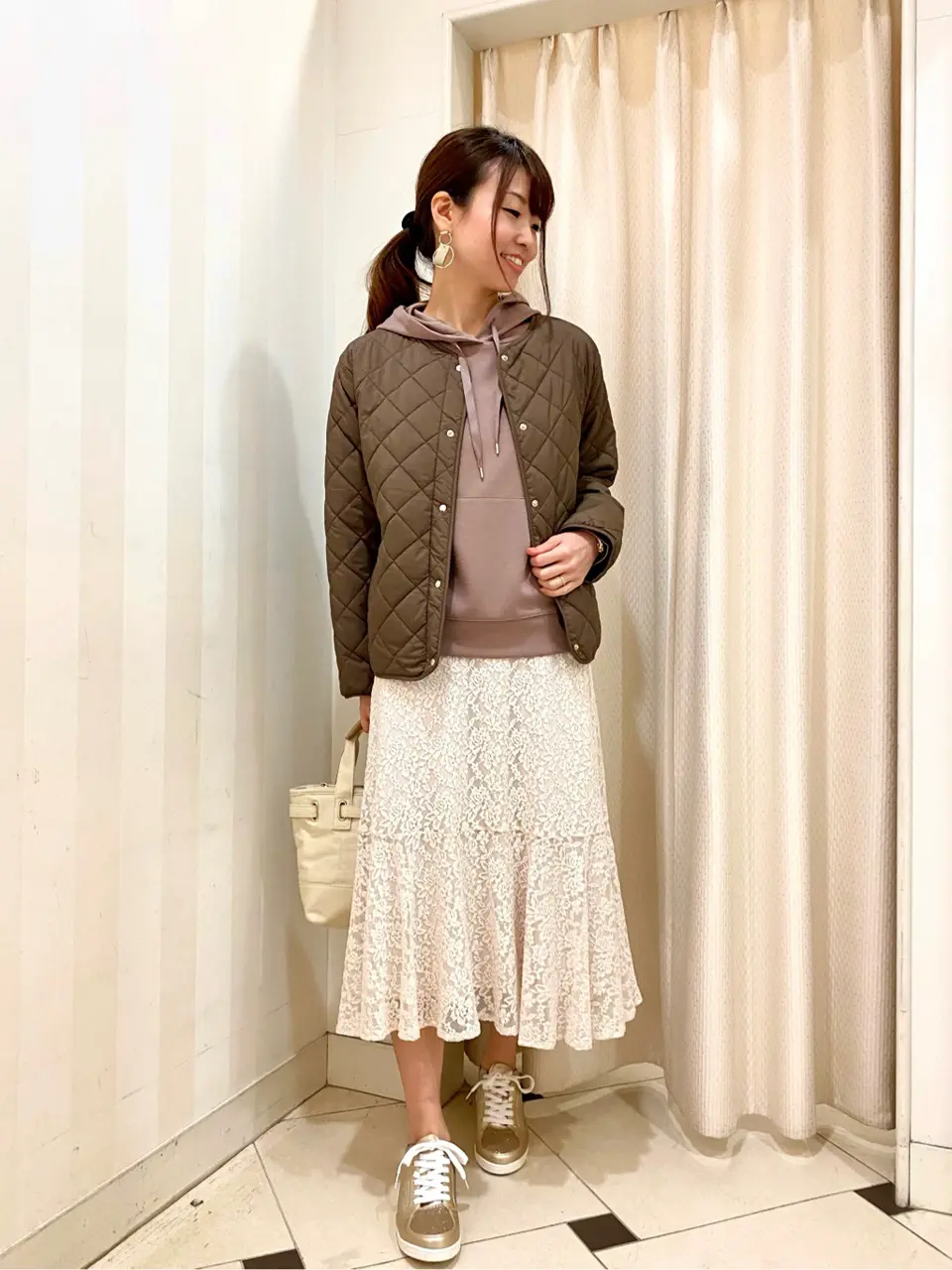 ANY SIS 金井 コーディネート画像