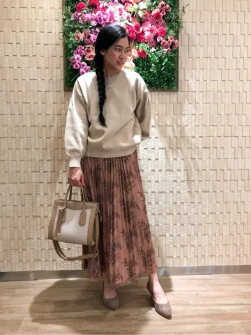 ANY SIS スタッフ コーディネート画像