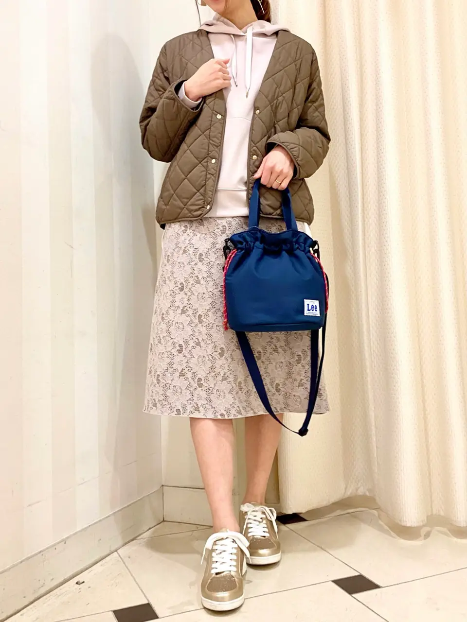 ANY SIS 金井 コーディネート画像