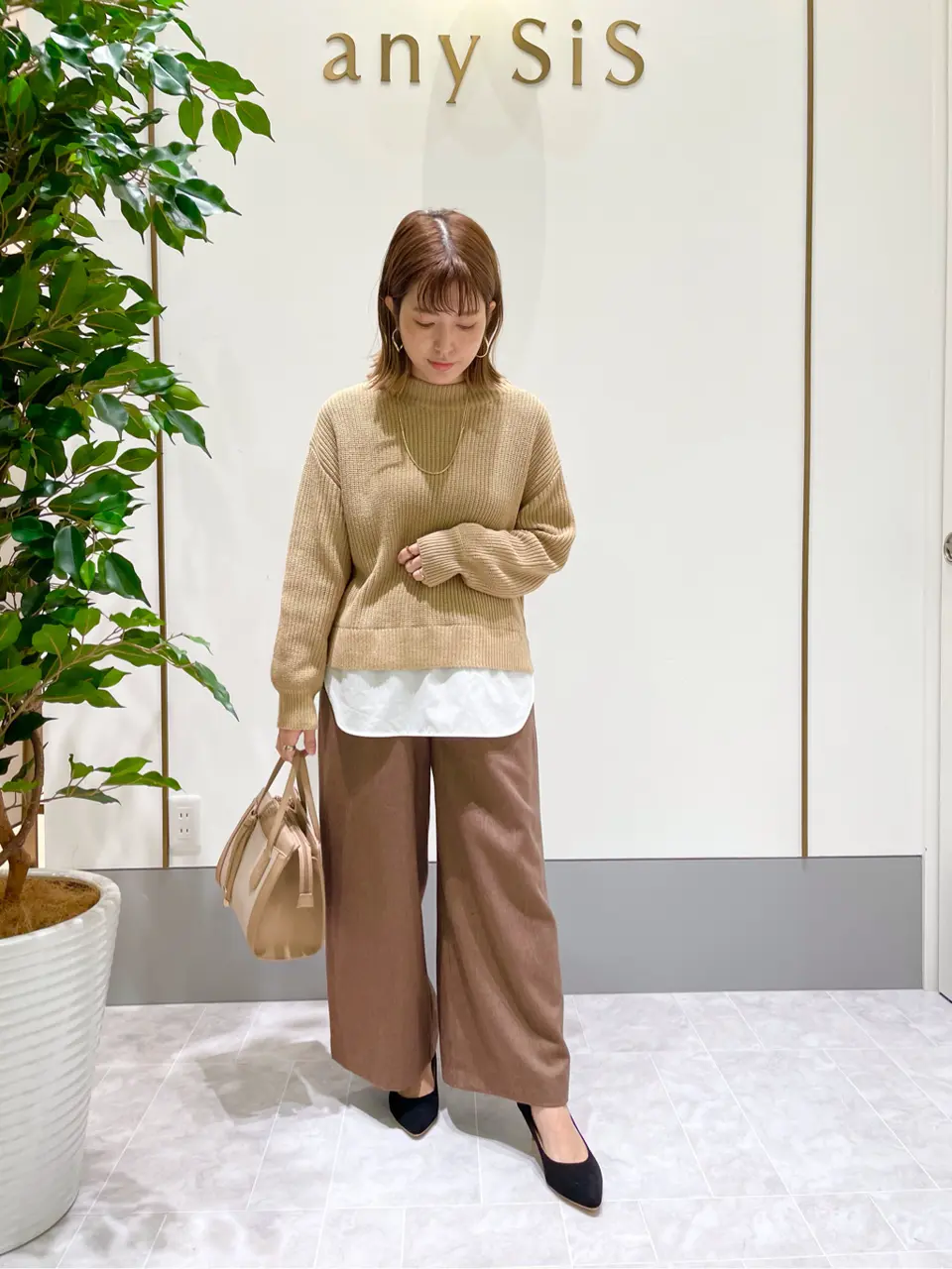 ANY SIS スタッフ コーディネート画像