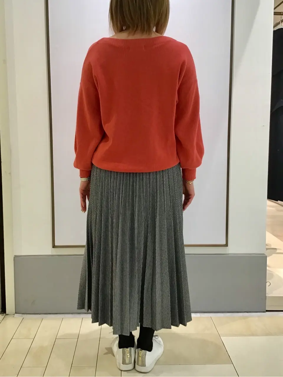 ANY SIS 咲本 コーディネート画像