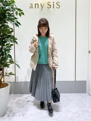 ANY SIS スタッフ コーディネート画像