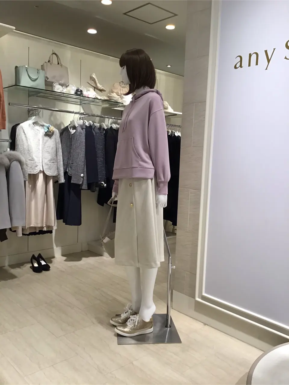 ANY SIS 島崎 コーディネート画像