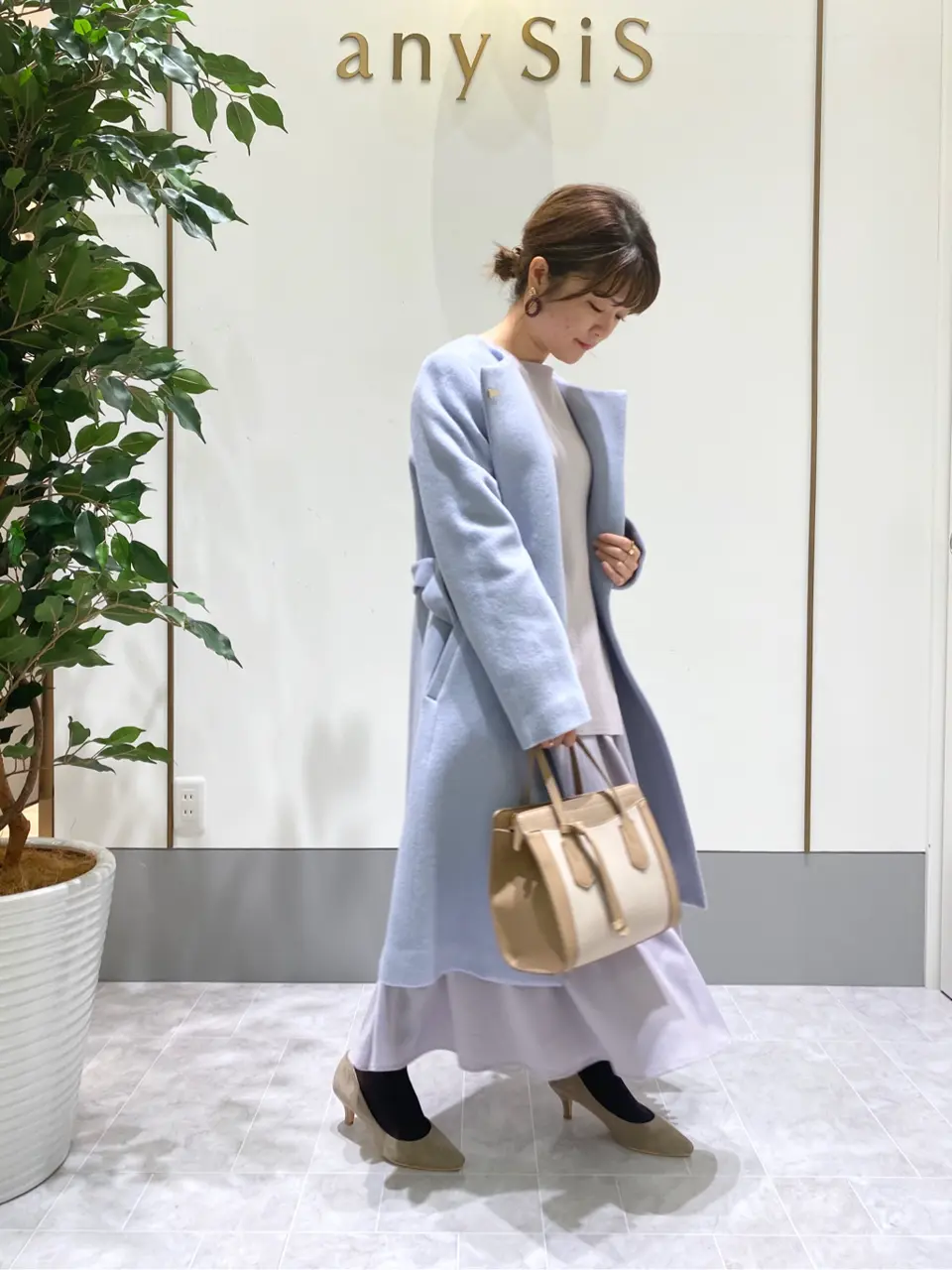 ANY SIS スタッフ コーディネート画像