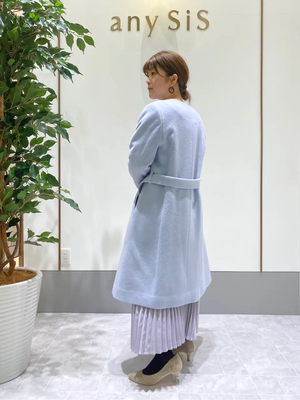 ANY SIS スタッフ コーディネート画像