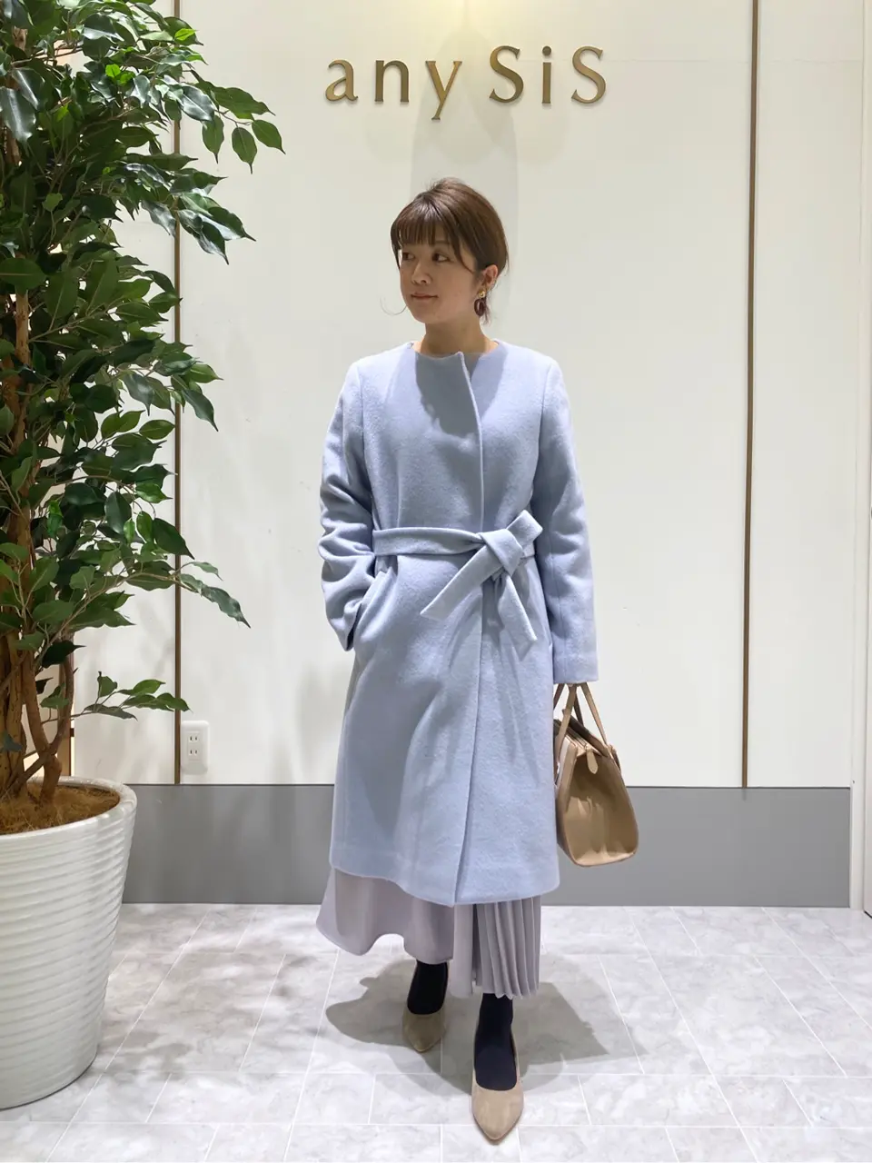 ANY SIS スタッフ コーディネート画像