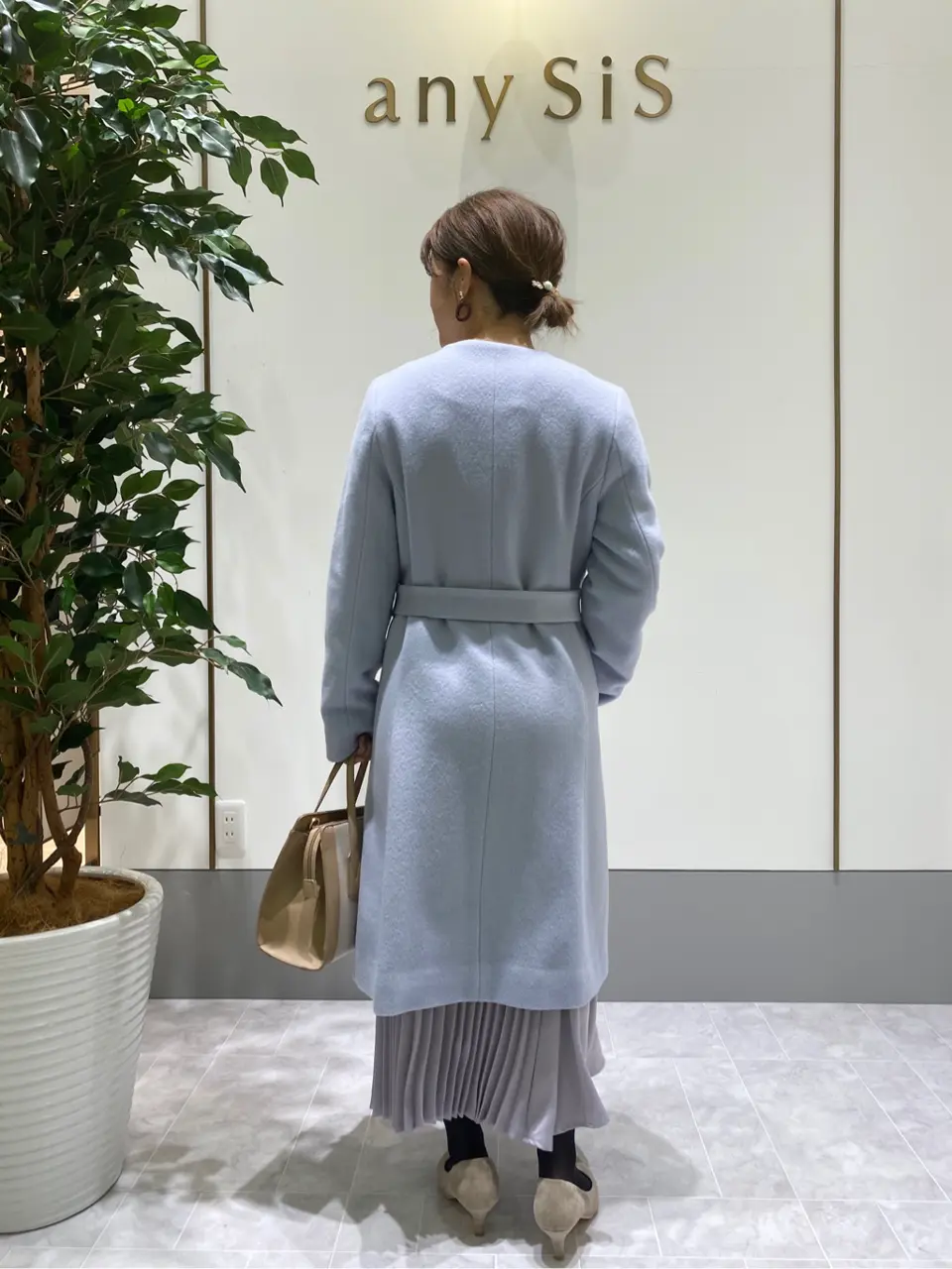 ANY SIS スタッフ コーディネート画像