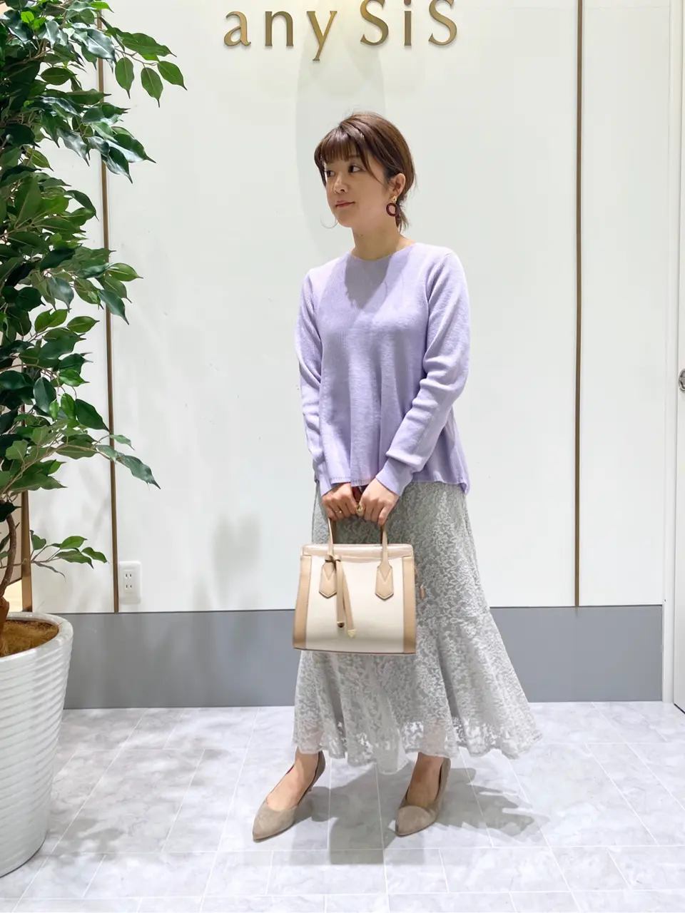 ANY SIS スタッフ コーディネート画像