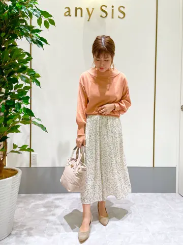 ANY SIS スタッフ コーディネート画像