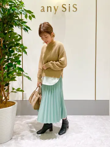 ANY SIS スタッフ コーディネート画像