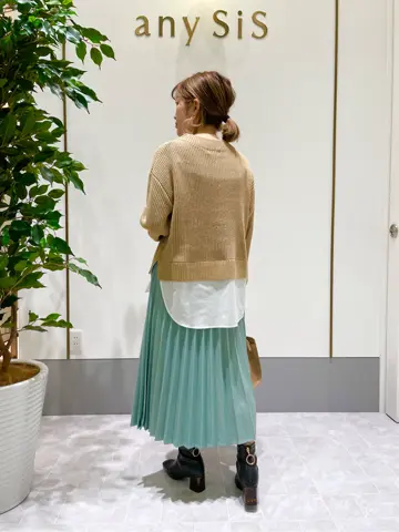 ANY SIS スタッフ コーディネート画像