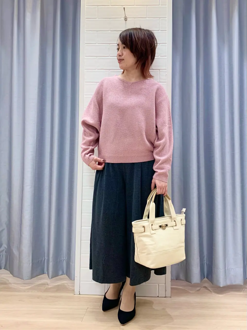 ANY SIS 丸岡 コーディネート画像