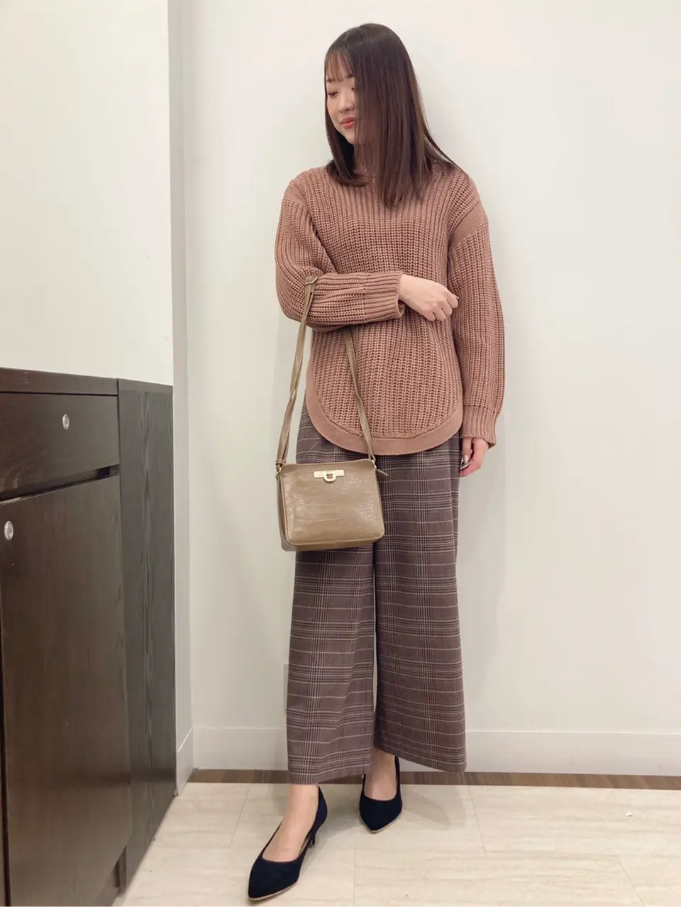 ANY SIS スタッフ コーディネート画像