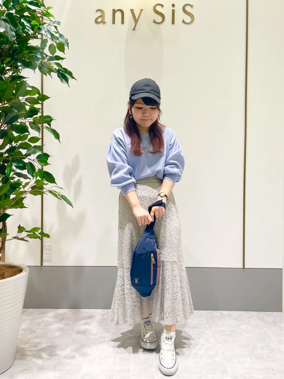 ANY SIS スタッフ コーディネート画像