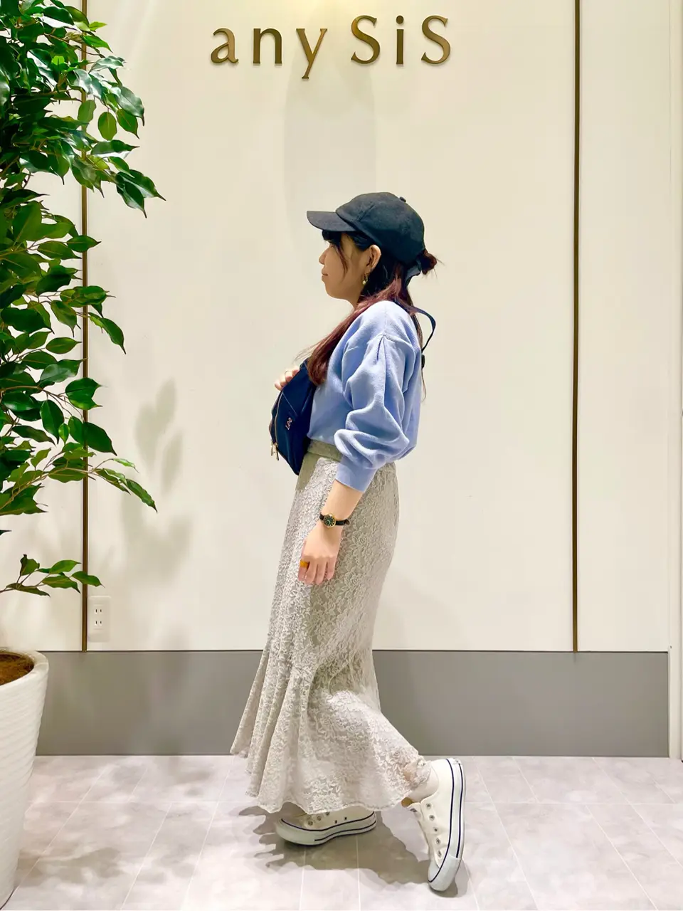 ANY SIS スタッフ コーディネート画像