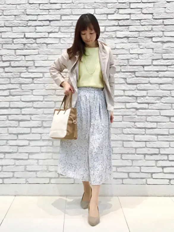 ANY SIS スタッフ コーディネート画像