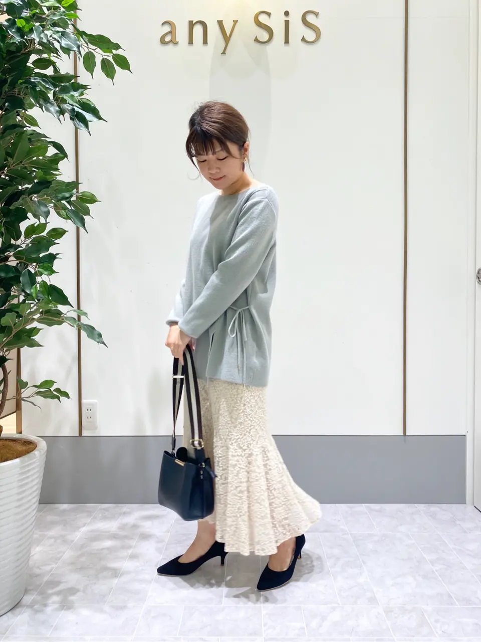 ANY SIS スタッフ コーディネート画像