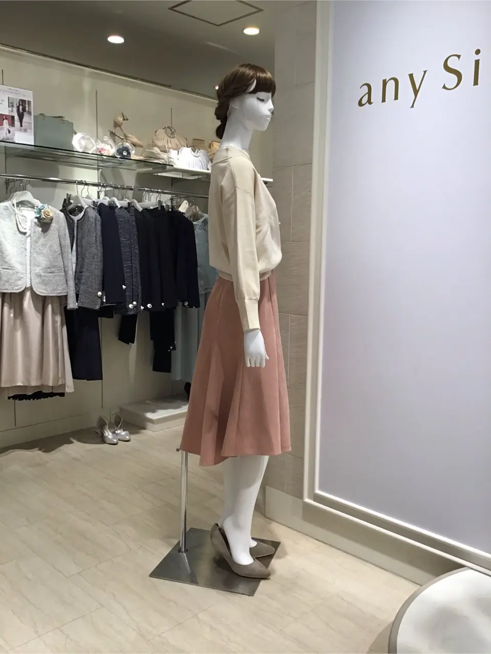 ANY SIS 島崎 コーディネート画像