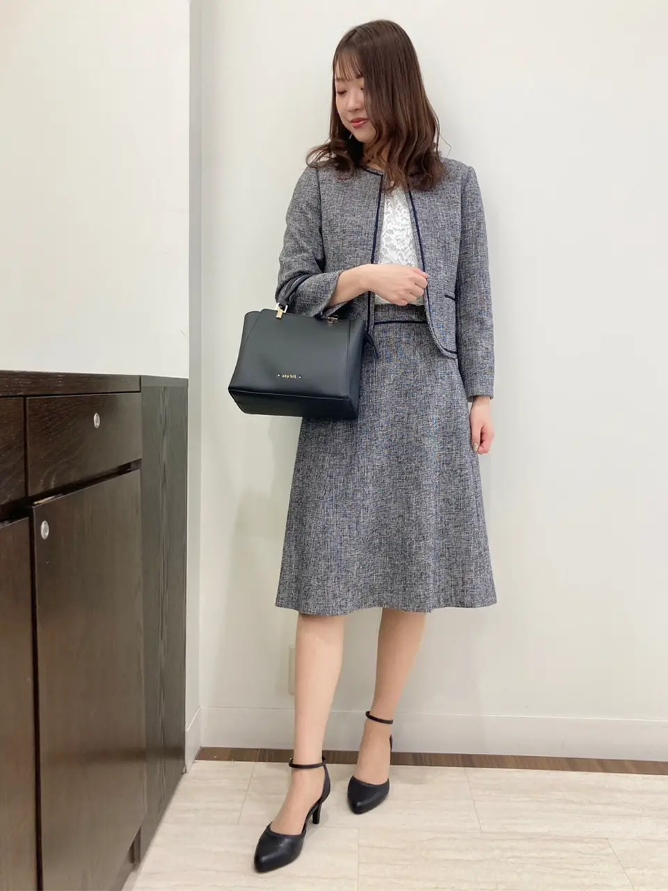 ANY SIS スタッフ コーディネート画像