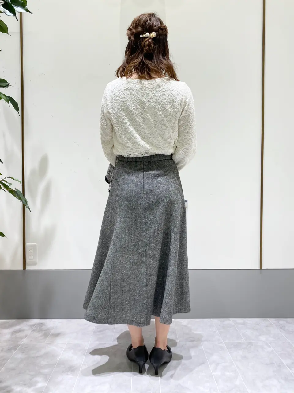 ANY SIS スタッフ コーディネート画像