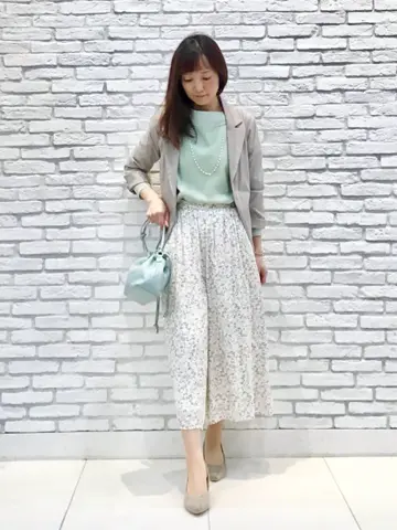 ANY SIS スタッフ コーディネート画像