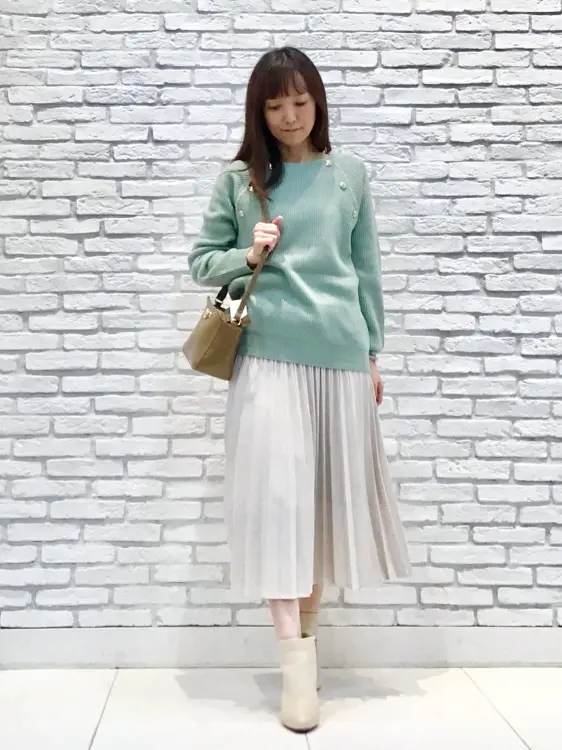 ANY SIS スタッフ コーディネート画像