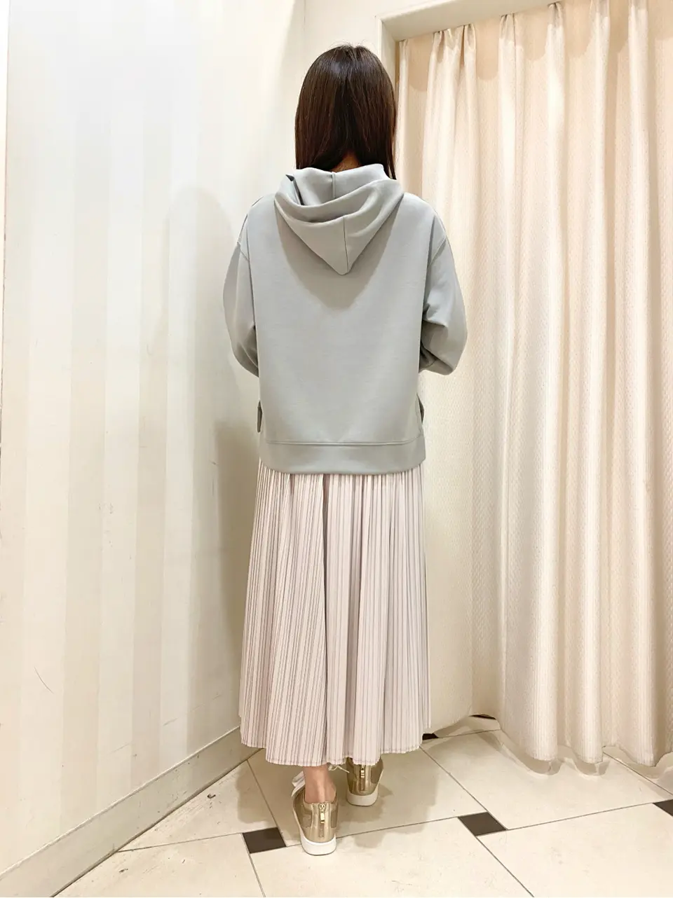 ANY SIS 金井 コーディネート画像