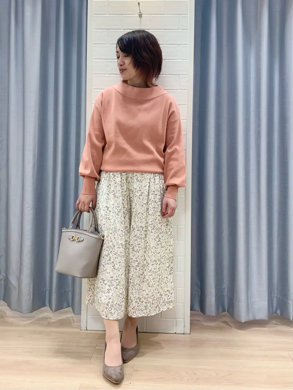 ANY SIS 丸岡 コーディネート画像