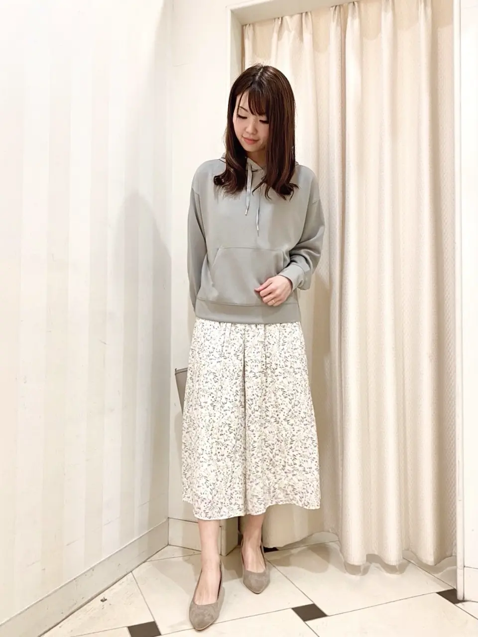 ANY SIS 金井 コーディネート画像