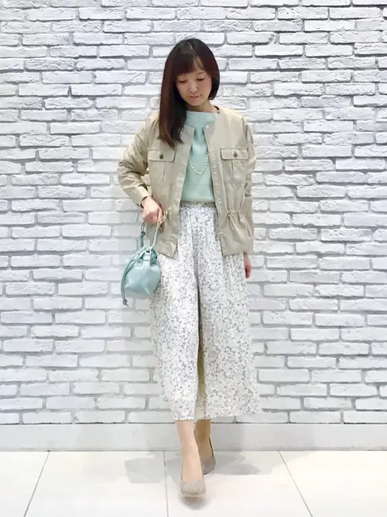 ANY SIS スタッフ コーディネート画像